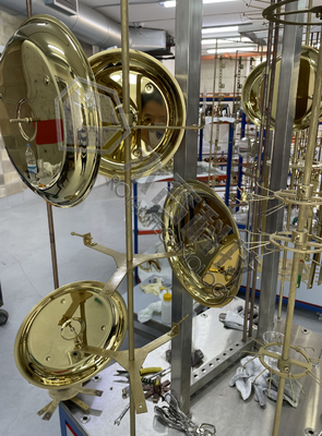 टीआईएन पीवीडी स्वर्ण कोटिंग मशीन उपकरण टाइटेनियम नाइट्राइड स्वर्ण सजावटी